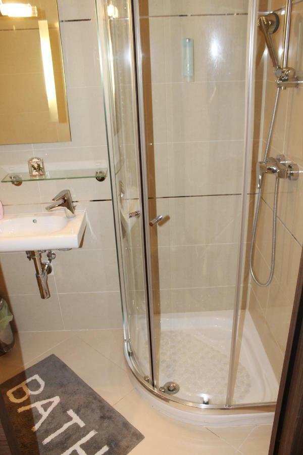Silver Mountain Apartment A32 - 3 Rooms 3 Bathrooms โปยานาบราซอฟ ภายนอก รูปภาพ